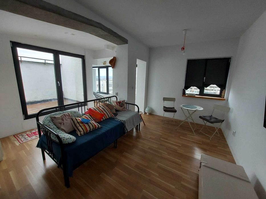 garsoniera de inchiriat