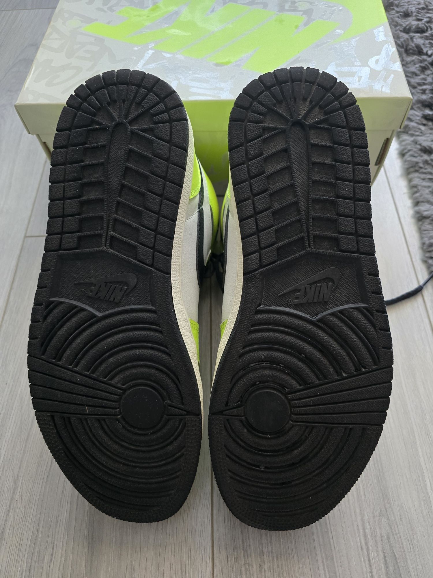 Jordan 1 Retro High OG Visionaire 43 номер