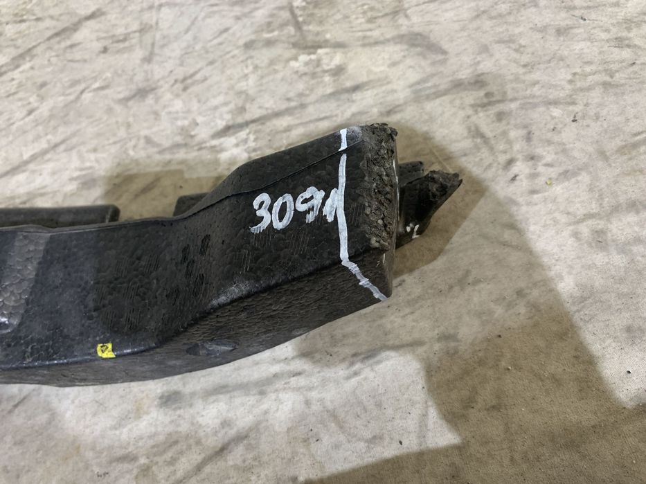 Absorbant soc armatura bara fata Seat Leon, 2020, 2021, 2022, 2023, cod origine OE 5F0807251G