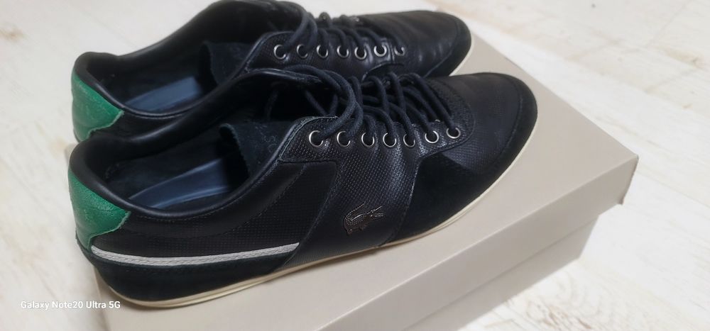 Продавам спортни обувки Lacoste