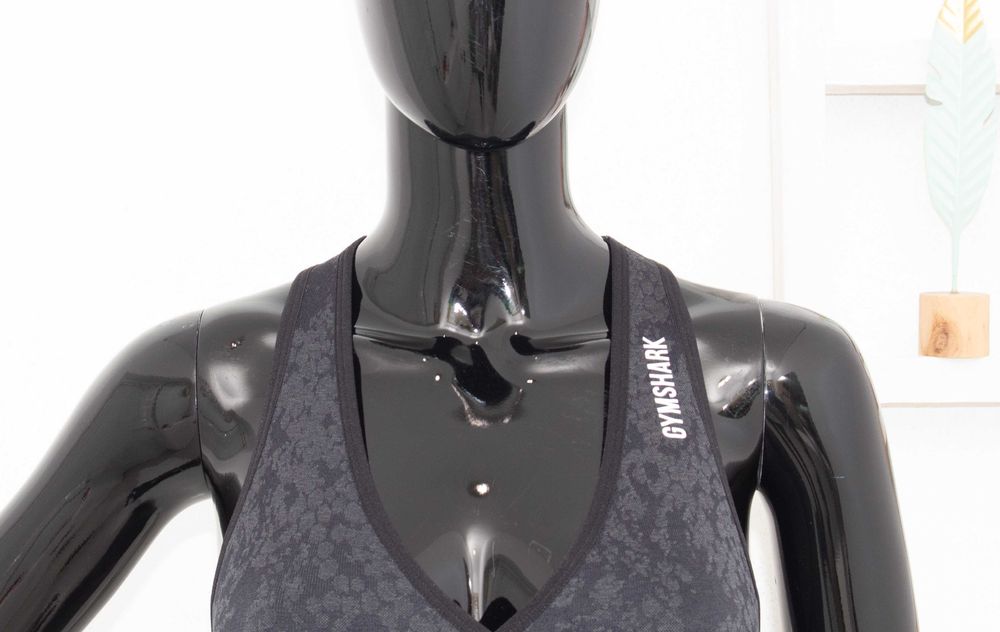 Gymshark оригинален дамски топ сив камофлаж спортен сутиен бюстие S