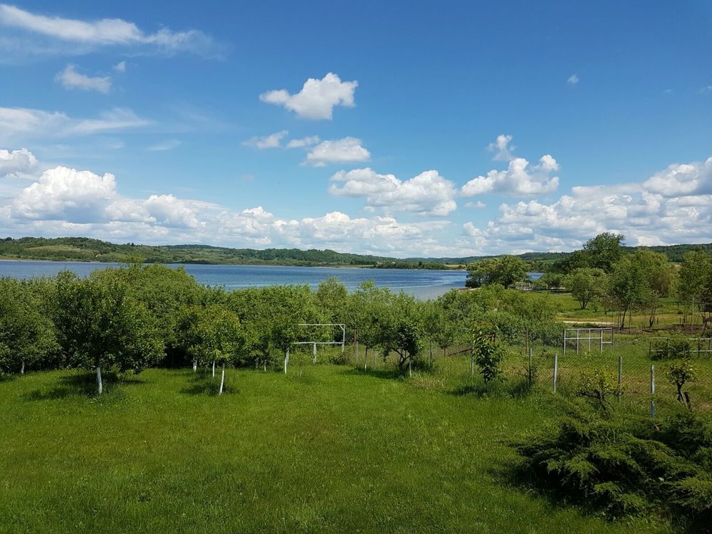Casa vacanta , Iesire lac