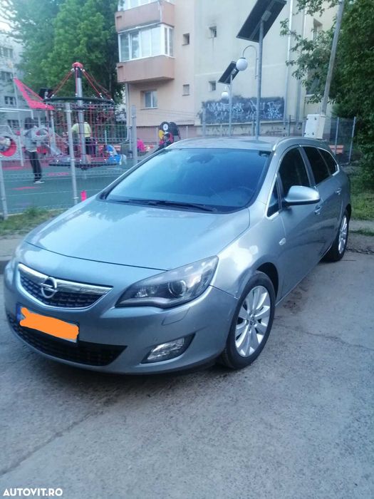 Opel Astra J Sports Tourer
