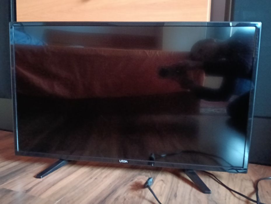 Televizor LED, Utok, diagonala 80 cm