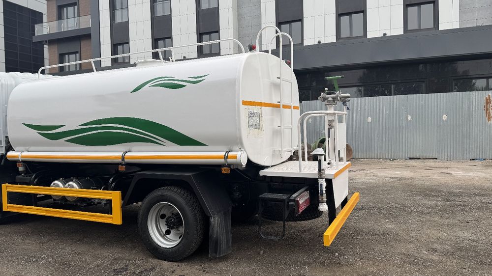 Водовоз 8тон(поливомоечная машина) new 2025