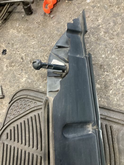 Renault kangoo 1999 година десен стоп