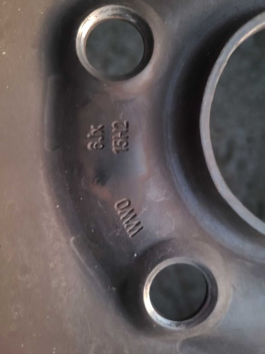 Jante R15 ET47 6JX 15H2 originale VW cu capace VW