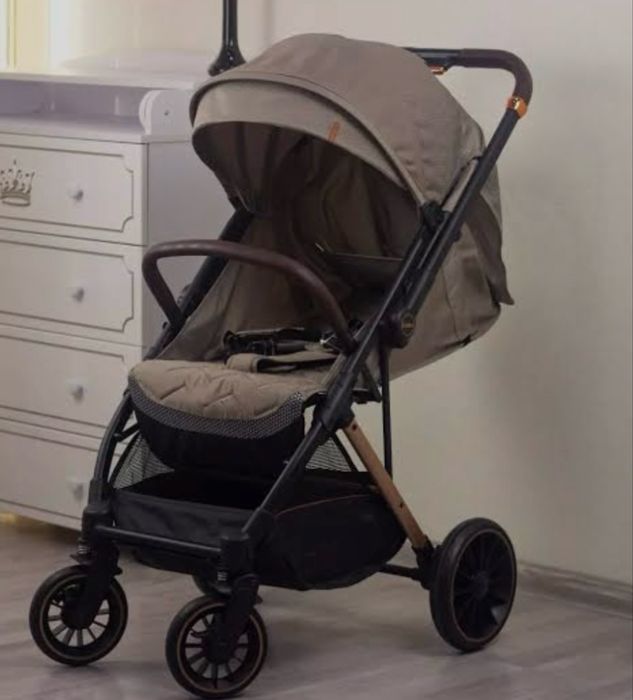 Коляска от Kidilo