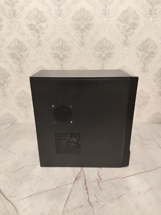 Настольный компьютер работает плавно и стабильно