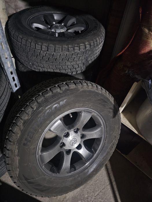 Колеса с зимней резиной Тойота Прадо/Хайлюкс