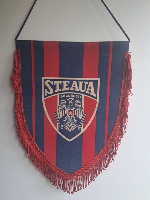 Fanion Steaua Bucuresti (anii '90) - semnat Baciu!