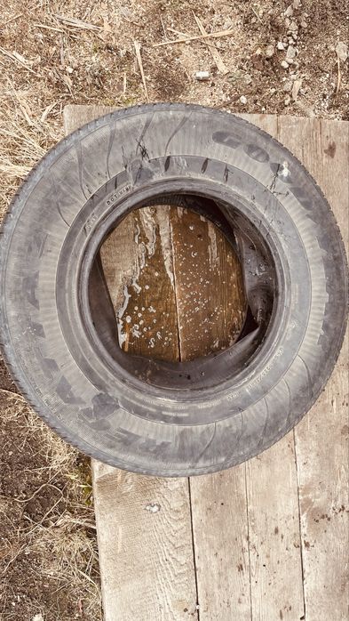Продам шины 2 шт 225/75/15R