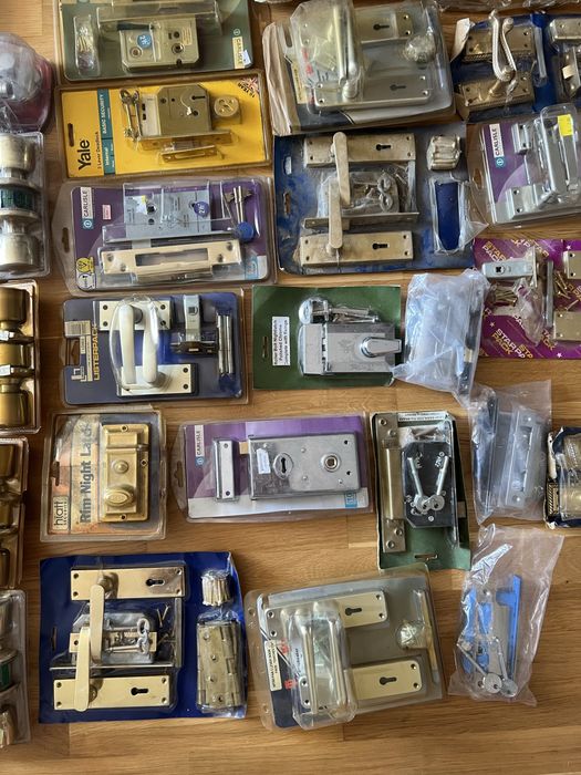 Iale ,manere usi incuietori etc