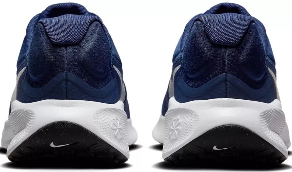 Обувки за бягане Nike Revolution 7 ПОСЛЕДЕН НОМЕР 44