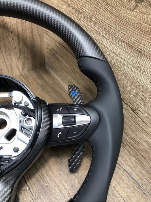 Карбонов волан с вибрация и адаптивен крииз контрол
