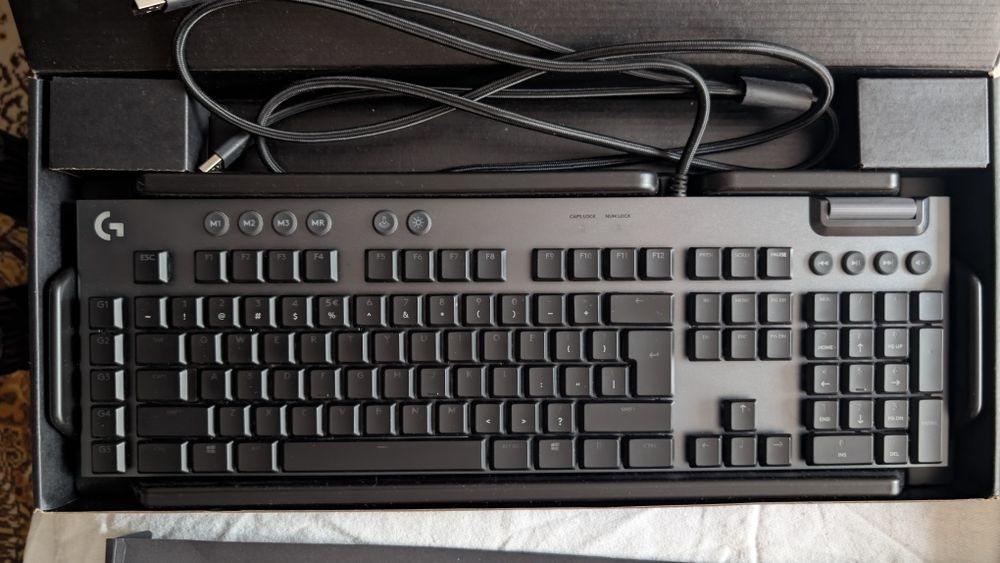 Logitech G815 full size - Switch Liniar