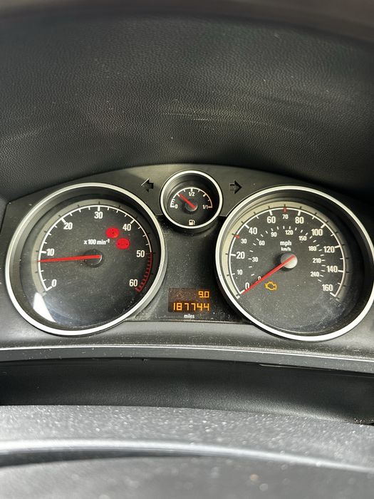 Vauxhall Zafira b 1.9 tdi volan dreapta