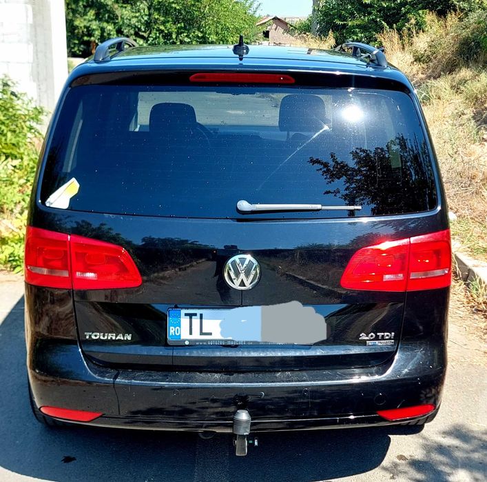 Volkswagen Touran-automată-DSG-      2.0 TDI bluemotion.