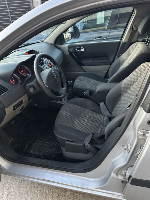 Renault Megane 1.5 dci 106cp