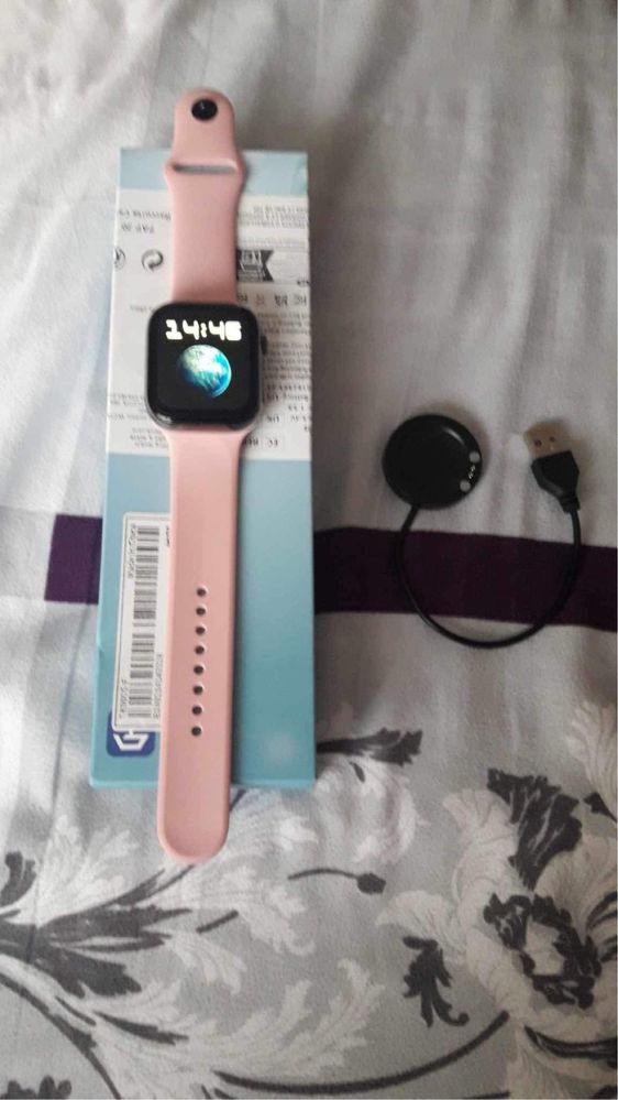 Ceas smart watch nou in cutie