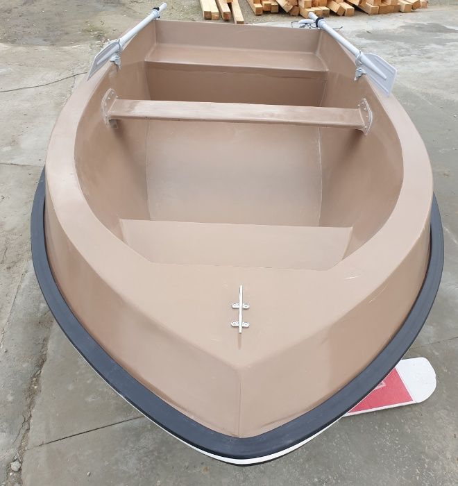 Vand barca noua pt agrement si pescuit, model Delta 370, prod 2024