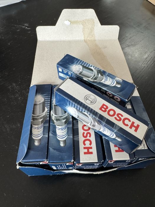 Запалителни свещи BOSCH Нови!