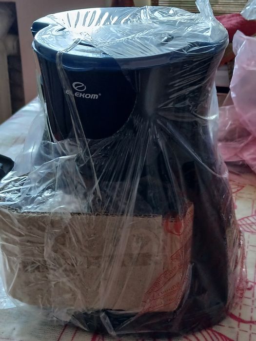 Продавам кафе машина-нова 60лв.