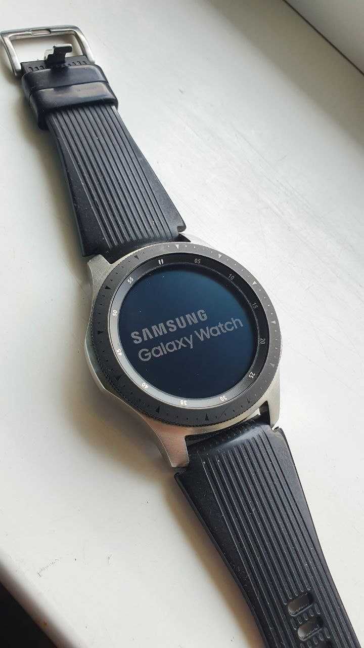 Продам Samsung Galaxy Watch 46 mm. (SM-R800)