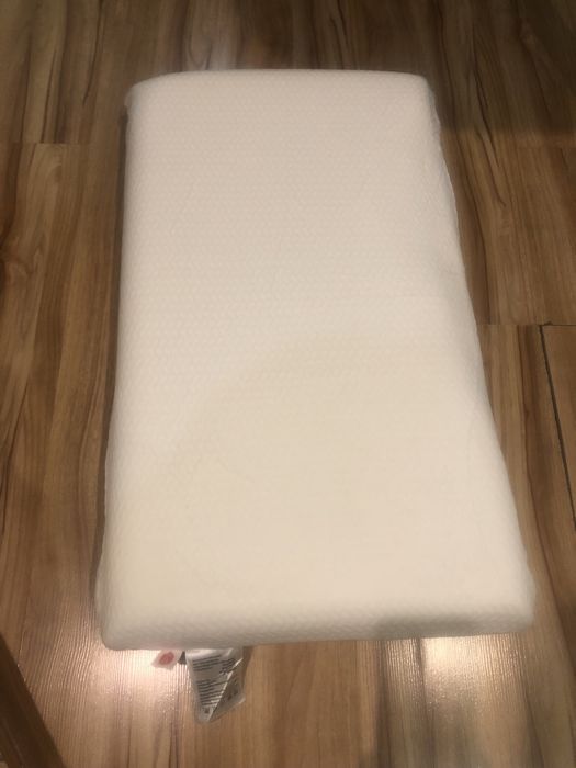 Ортопедическая подушка из латекса.