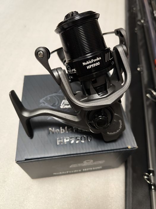 Lanseta PROFL X POWER FEEDER 3.90 m 180g + Mulineta FL Noble HP 5500