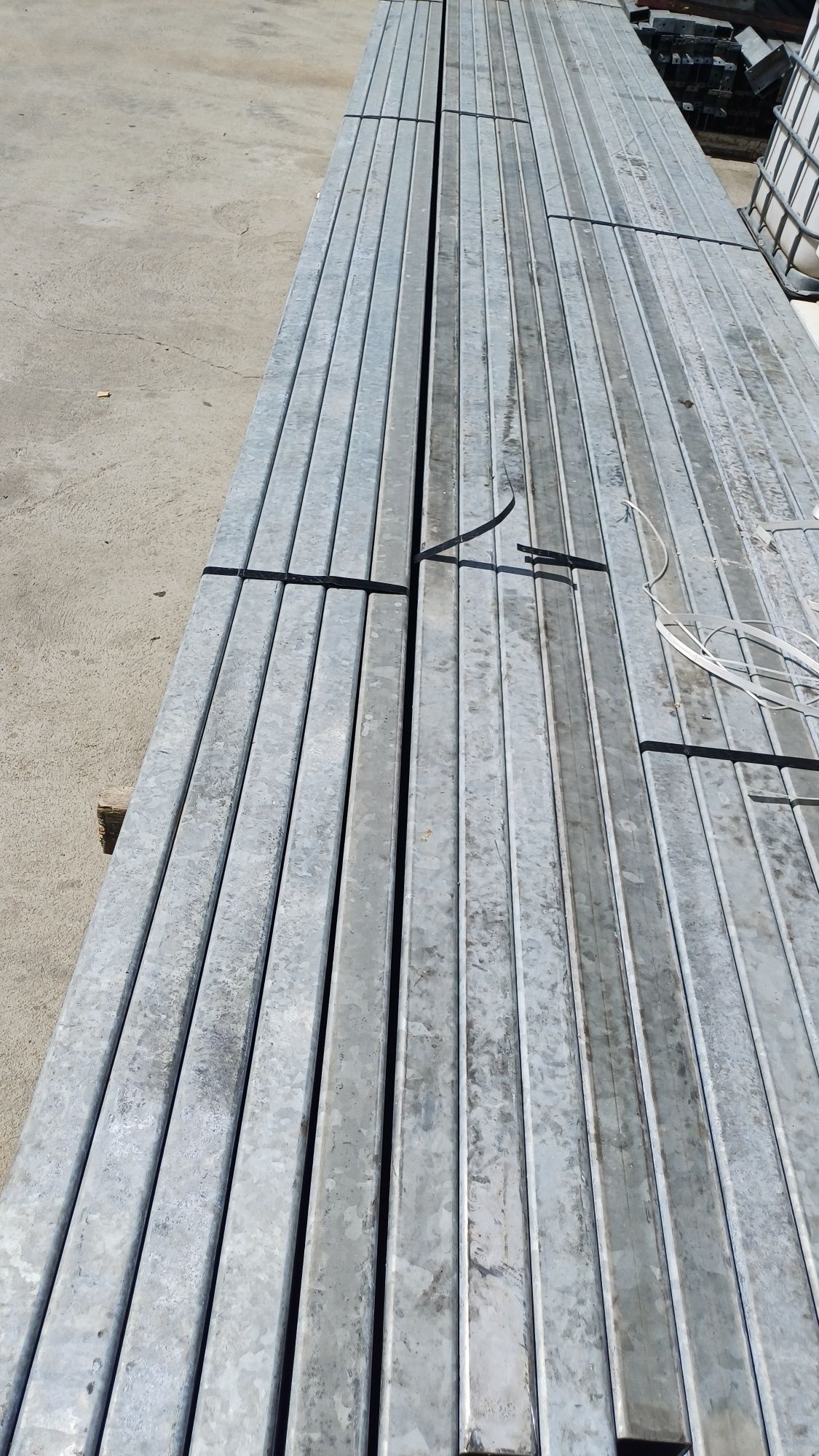 Teava rectangulara zincata, teava galvanizata, profile zincate  Noi