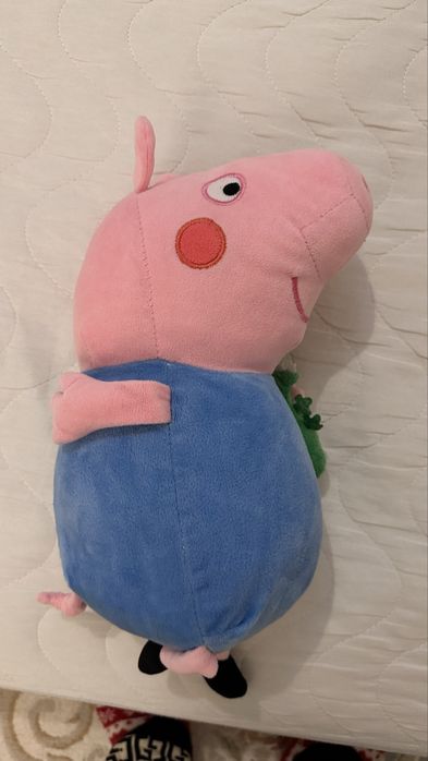 Продам мягкую игрушку свинка пеппа.