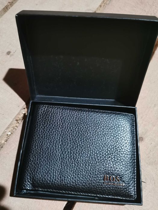 Portofel Hugo Boss (original) NOU - Nefolosit (la cutie)