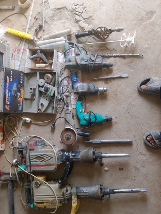 Inisturument sotiladi zor ishlaydi