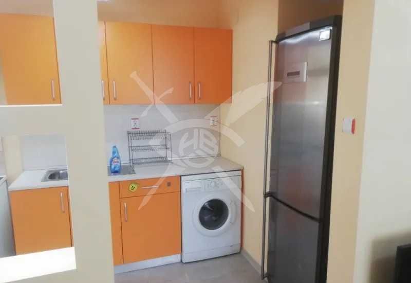 Продава се Тристаен апартамент в Пловдив, Център - 98 кв.м за 3276 €/кв.м - Снимка #2