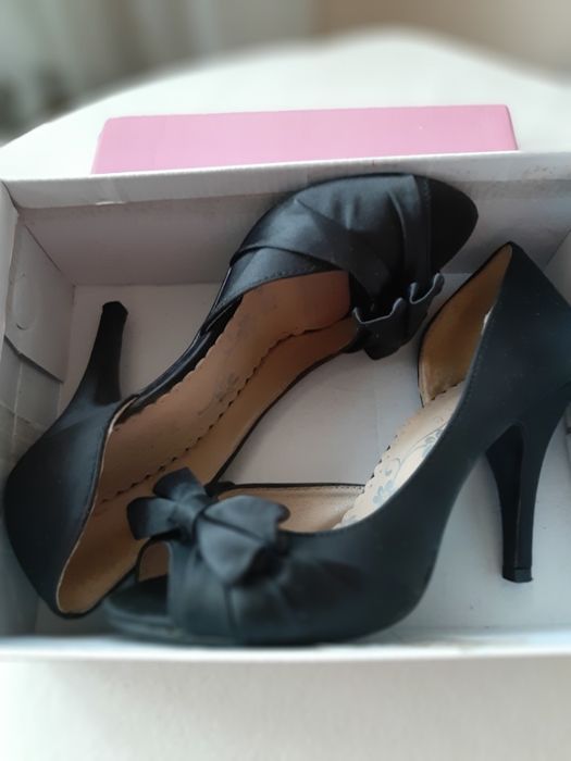 pantofi matase 37