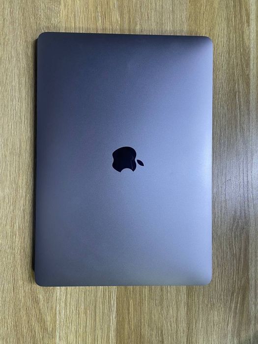 Mackbook pro 13 Batareya: 92% 8/512