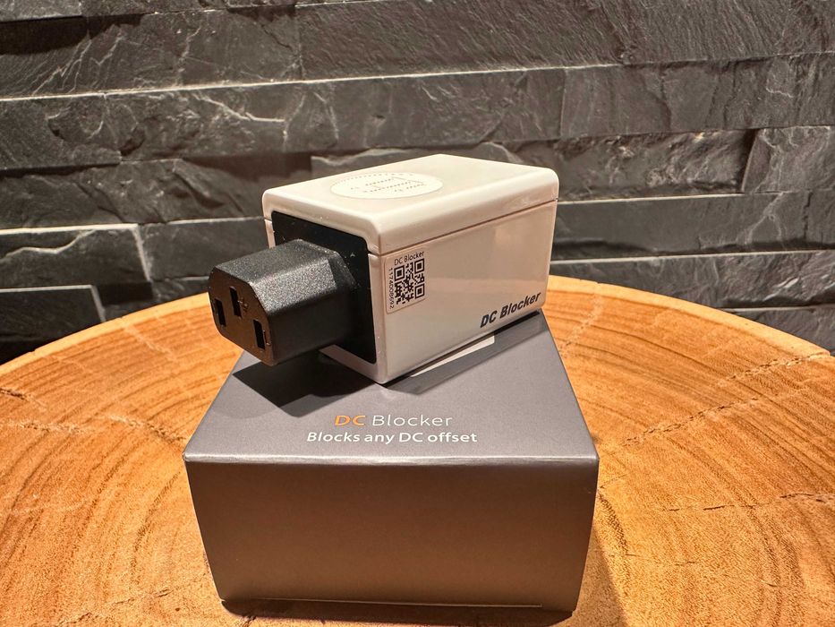 Filtru iFi Audio DC Blocker • Elimină DC Offset • SilentPower • Ca nou