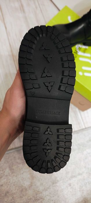 Cizme noi pentru fete