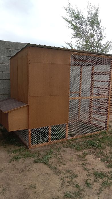 Продам курятник на 15-20 кур