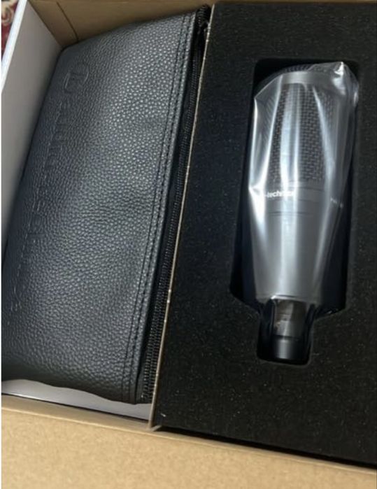 Микрофон Audio-Technica AT2020