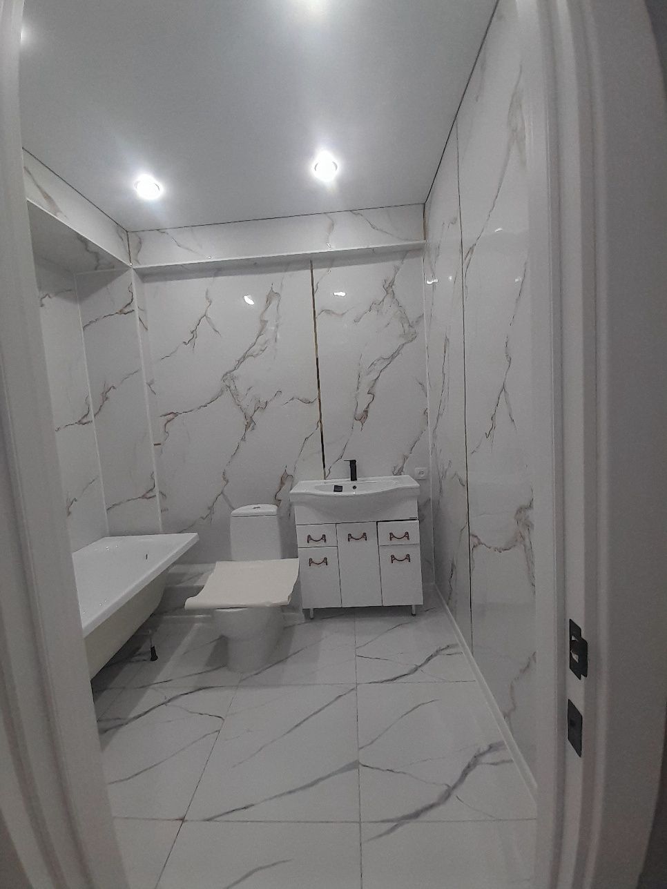Срочно продам 2х комн кв в новом доме