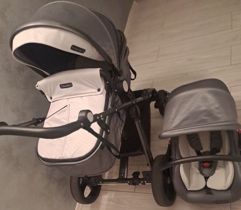 Carucior Chipolino Havana 3 în 1 Silver grey- ca nou