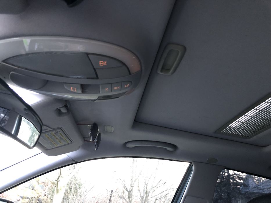 E clase 200.Facelift w211-Prim proprietar in RO