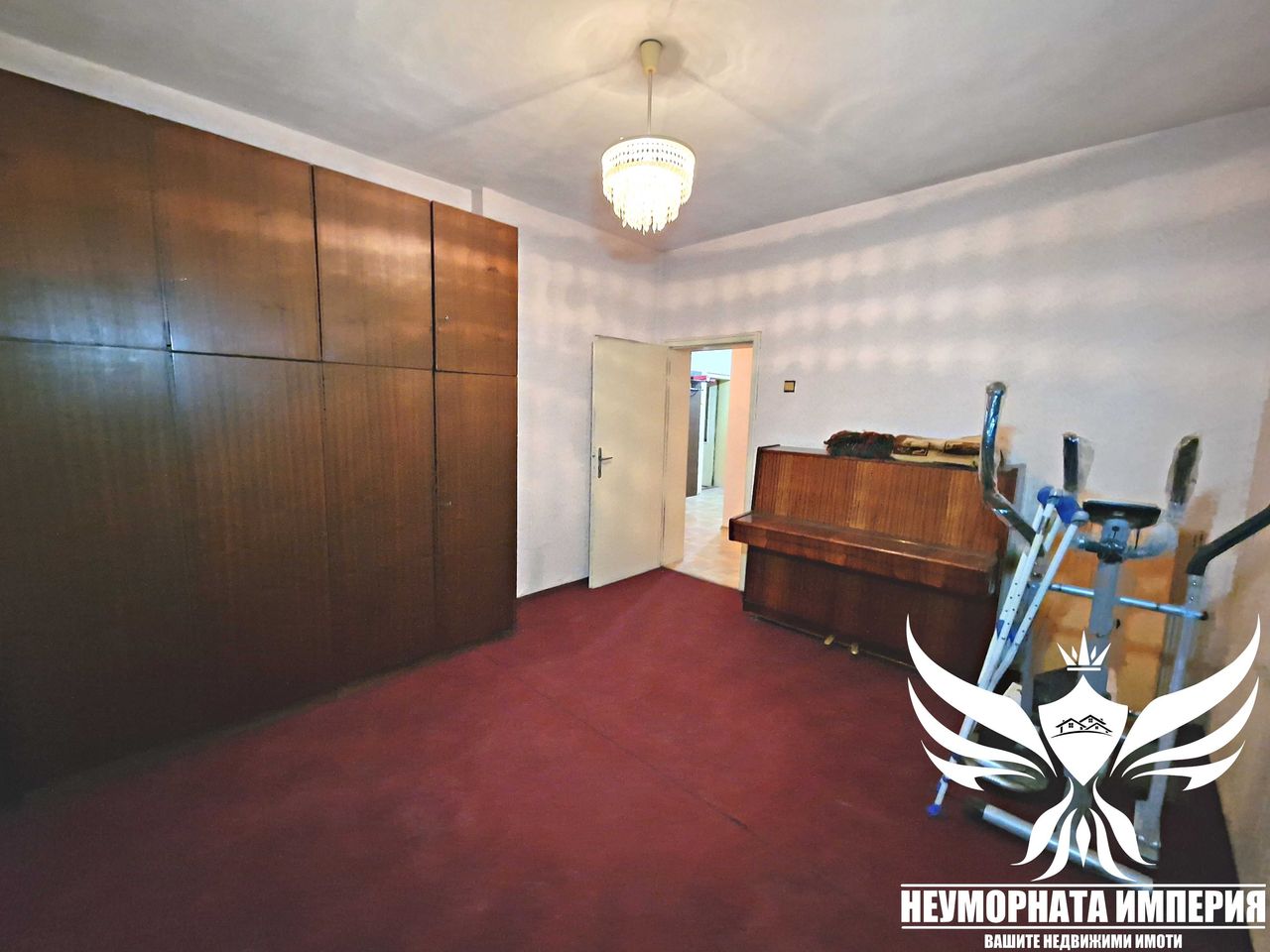 Продава се Четиристаен апартамент в Асеновград - 108 кв.м за 1084 €/кв.м - Снимка #13