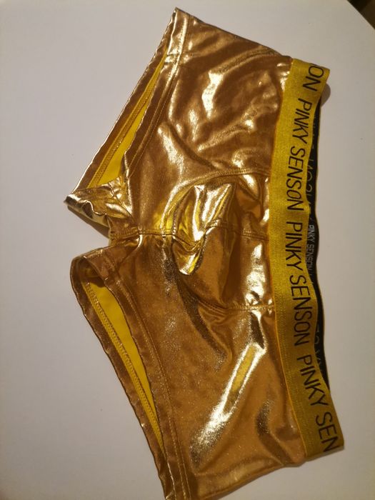 Vand boxeri pentru bărbați