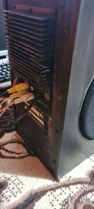 Сабуфер калонка сотилади