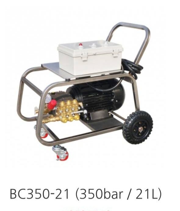 мойка  340  600   бар карчер      .