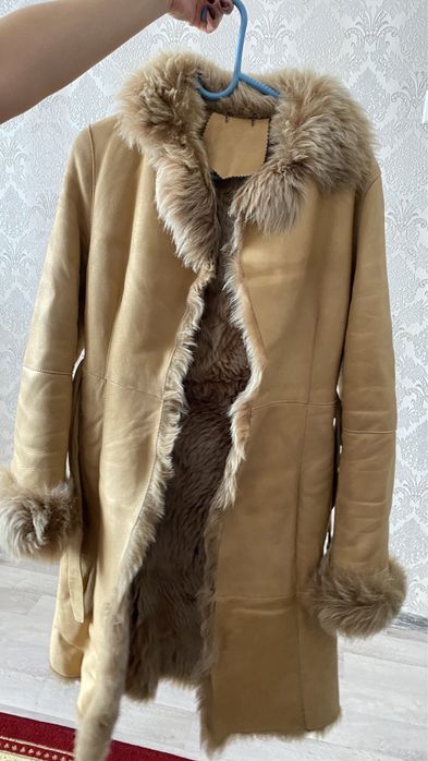 Женская шуба на девушку мех Лама