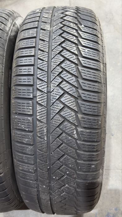 Зимни гуми 235/55/18 Continental